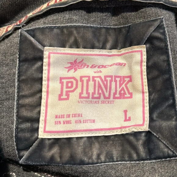 C Victoria’s Secret PINK Women’s Large Wisconsin Badger UW Wisconsin Letterman - Picture 6 of 7